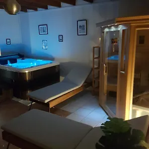 Au Temps Des Amours Maison d'hôtes Bolozon